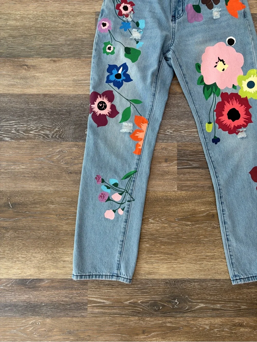Misslook Painted Floral light distressed Jeans Size S